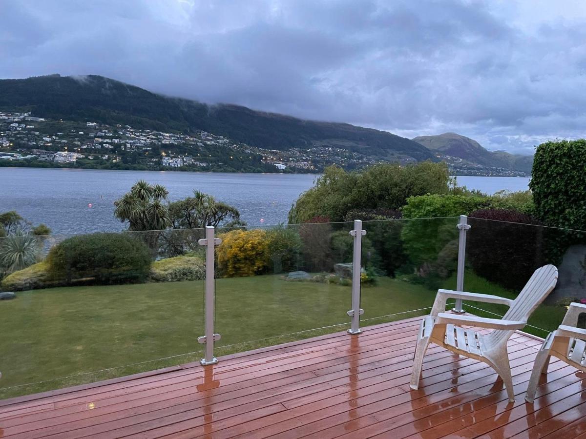Peninsular Lakefront Queenstown Extérieur photo