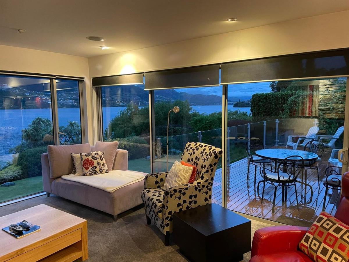 Peninsular Lakefront Queenstown Extérieur photo