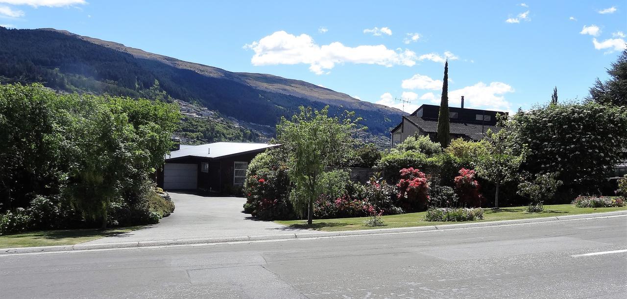 Peninsular Lakefront Queenstown Extérieur photo